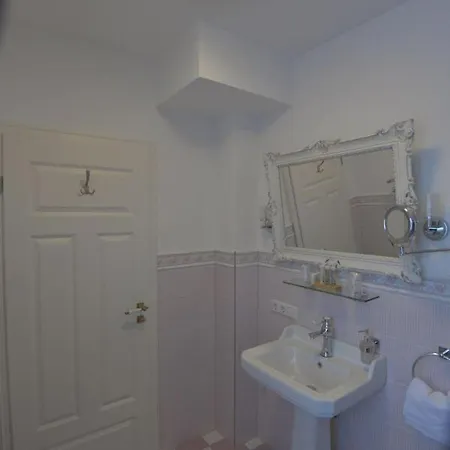 Boutiquehotel Rosenhof بادنويلر